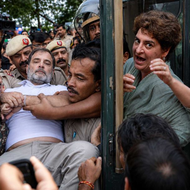 Unfolding the High-Security Drama: How a Calculated Deception Led to Unprecedented Chaos Outside 7 Lok Kalyan Marg